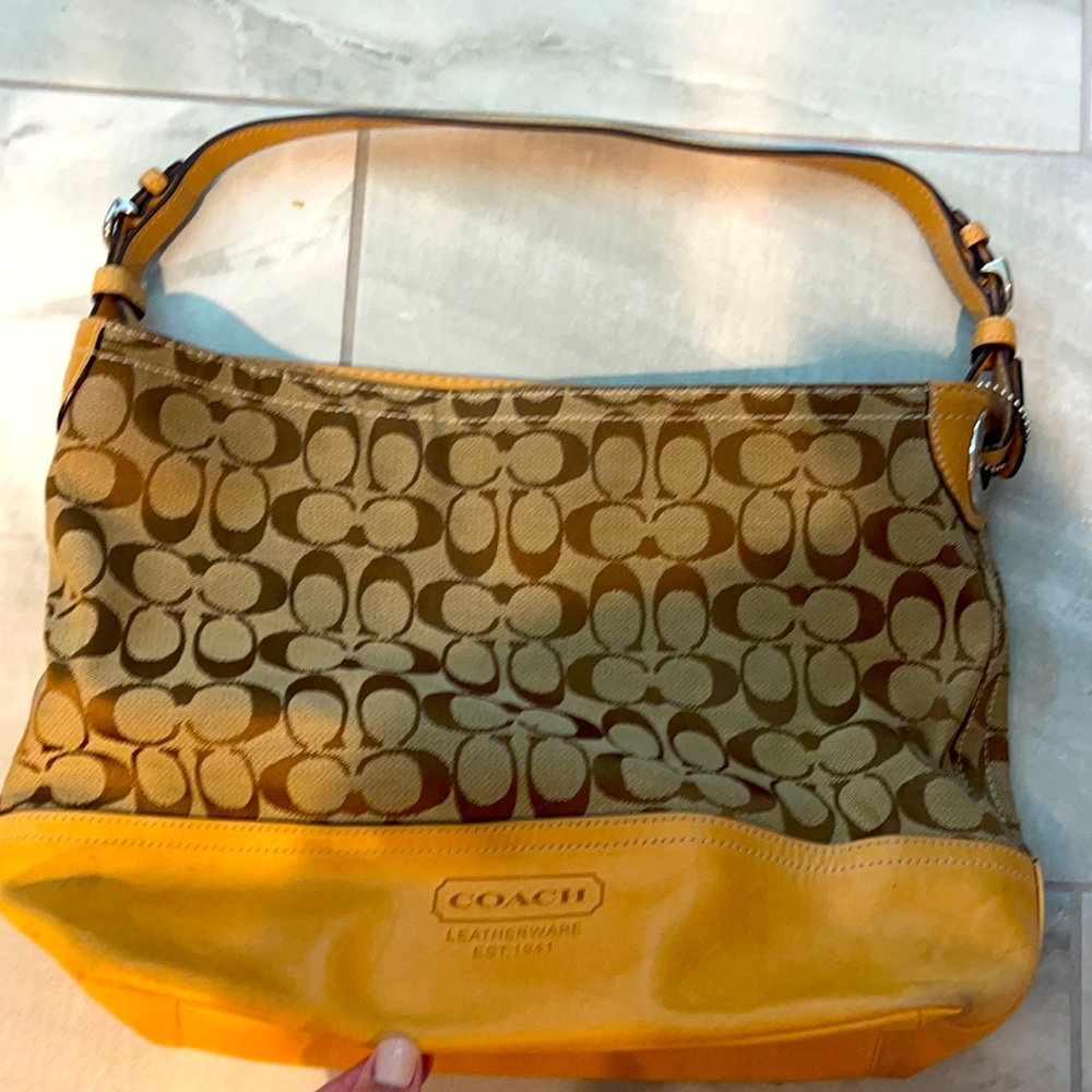 Authentic Coach Purse - Picture 3 of 4